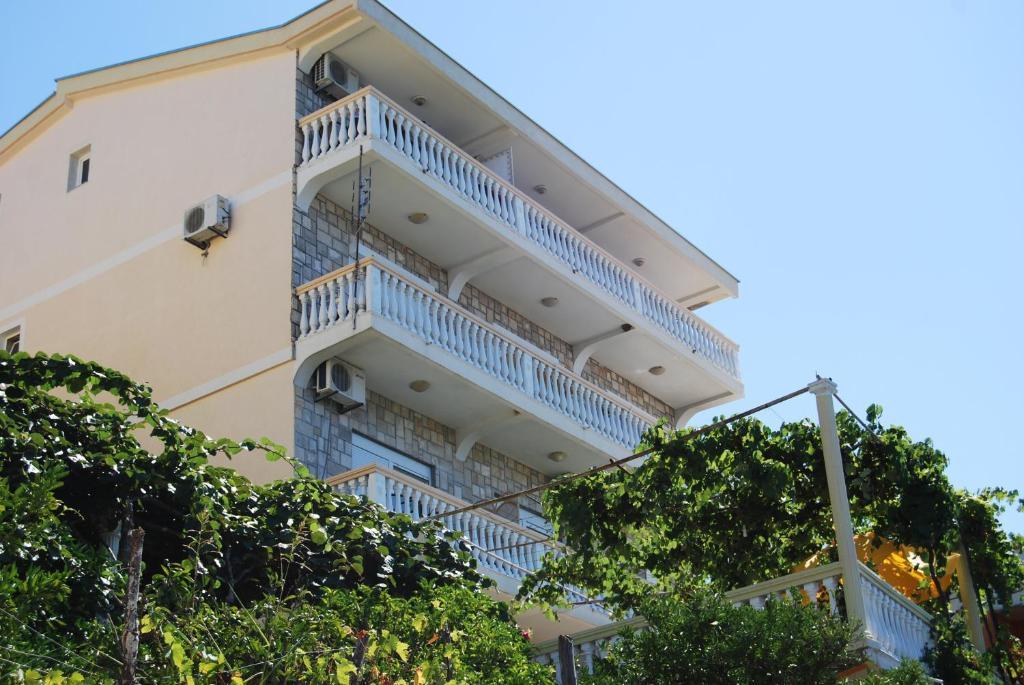 Sun Apartments Ulcinj Exterior foto